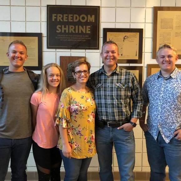 Meet your Posher, Beverly - Picture 1 of 1